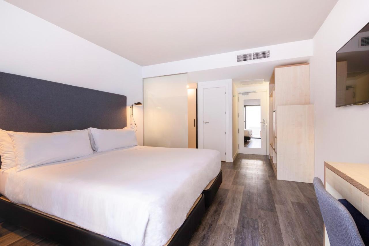 Premium Double Room,1272332290:JPEG